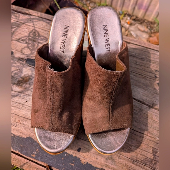 Nine West Brown Suede Mules Size 5 - Picture 1 of 4